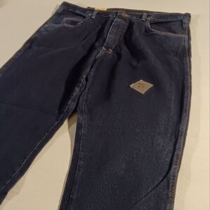 NWT Wrangler Rugged Wear 40x34 Jeans